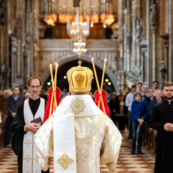 Priesterweihe Byzantinischer Ritus im Stephansdom / Erzdiözese Wien/ Schönlaub
