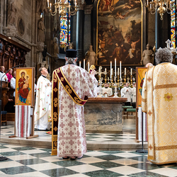 Priesterweihe Byzantinischer Ritus im Stephansdom / Erzdiözese Wien/ Schönlaub